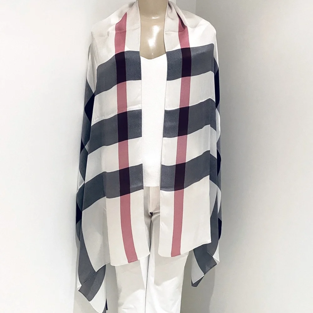 Burberry Brit Silk Check Stole / Scarf Rectangular. - Picture 7 of 11